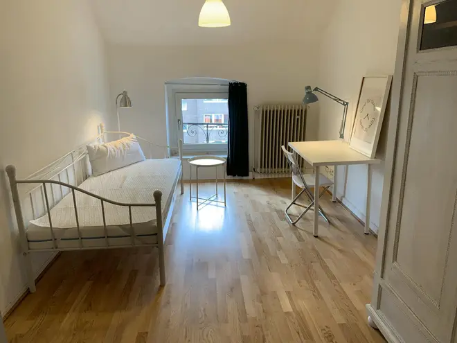 WG-Zimmer mit 12 m² in Düsseldorf – Bild 1