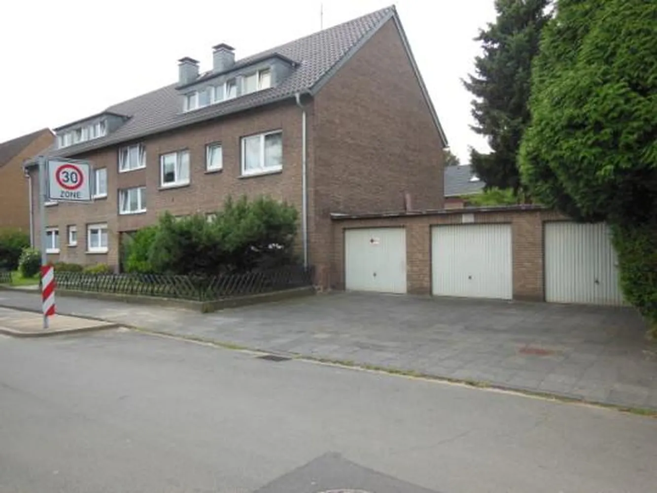 3 Zimmer Wohnung mit 72 m² in Krefeld – Bild 1