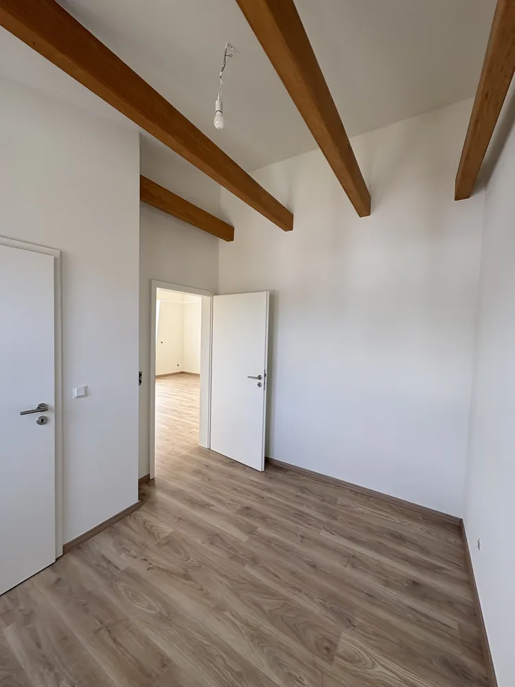 5 Zimmer Wohnung mit 111 m² in Neubrandenburg – Bild 4