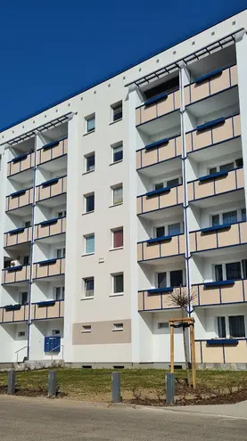 4 Zimmer Wohnung mit 75 m² in Rostock – Bild 2