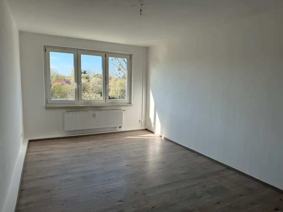 3 Zimmer Wohnung mit 75 m² in Neubrandenburg – Bild 1