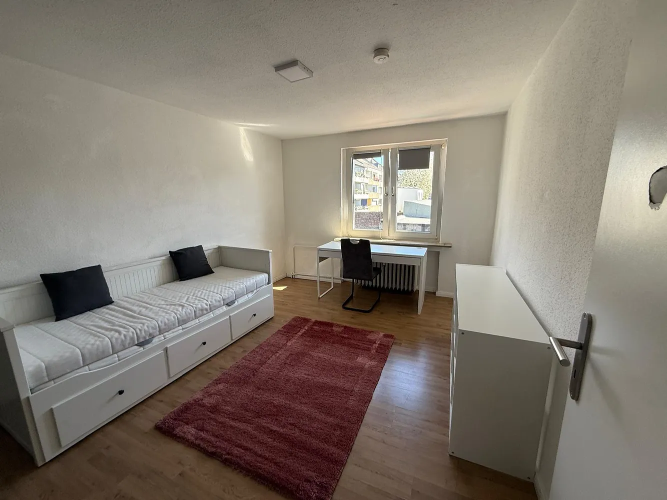 1 Zimmer Wohnung mit 80 m² in Oberhausen – Bild 4
