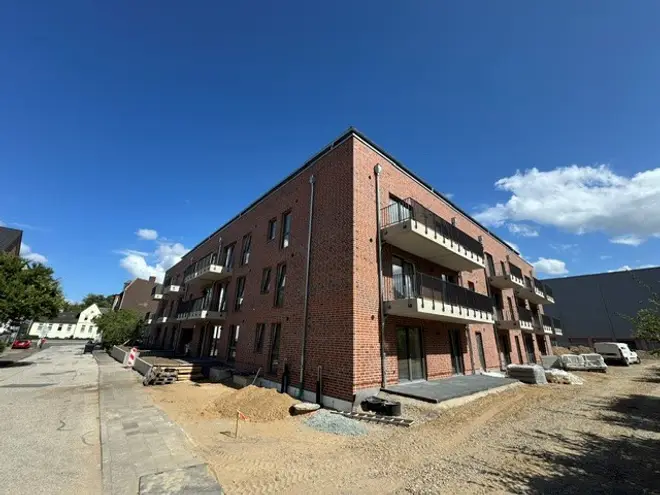 4 Zimmer Wohnung mit 115 m² in Kiel – Bild 2