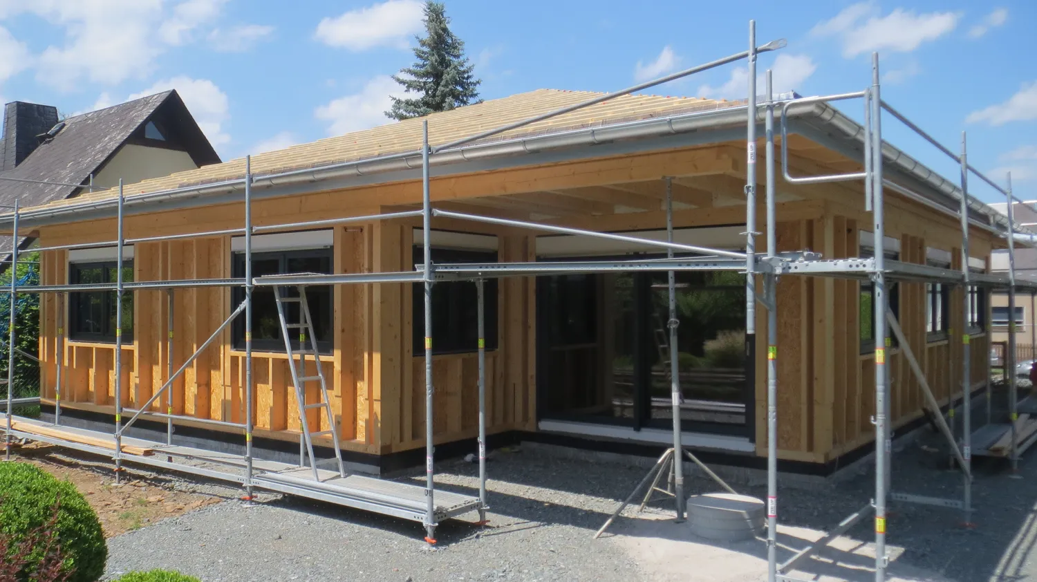 5 Zimmer Wohnung mit 143 m² in Plauen – Bild 2