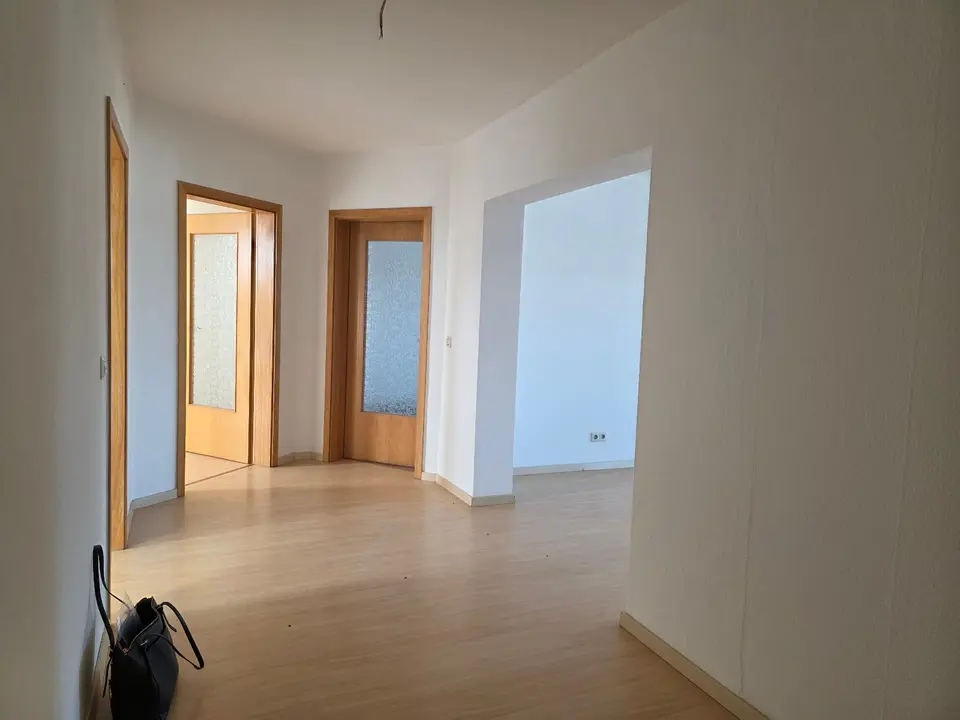 3 Zimmer Wohnung mit 93 m² in Löbau – Bild 4