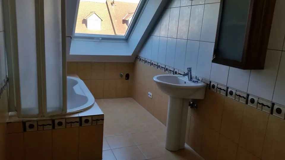 WG-Zimmer mit 15 m² in Frankfurt am Main – Bild 6