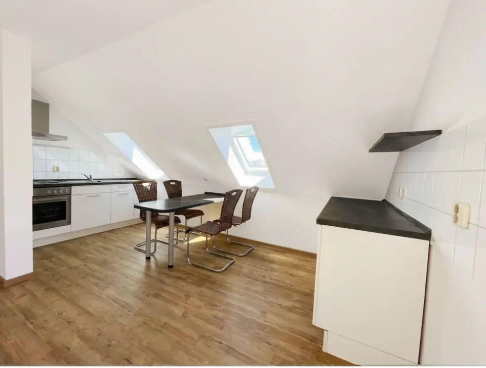 2 Zimmer Wohnung mit 66 m² in Weimar – Bild 4