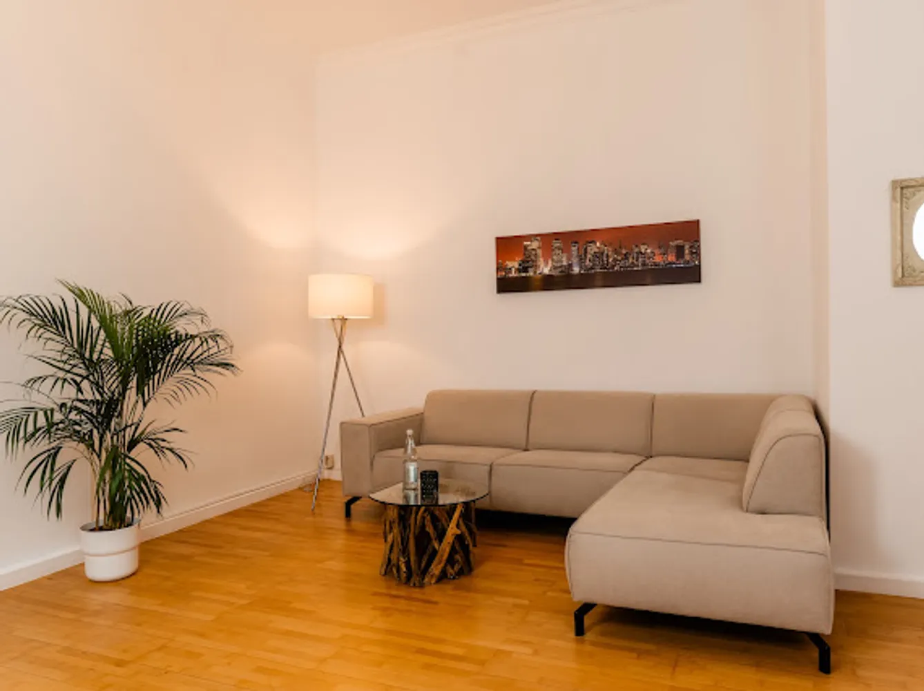 2 Zimmer Wohnung mit 70 m² in Aachen – Bild 1