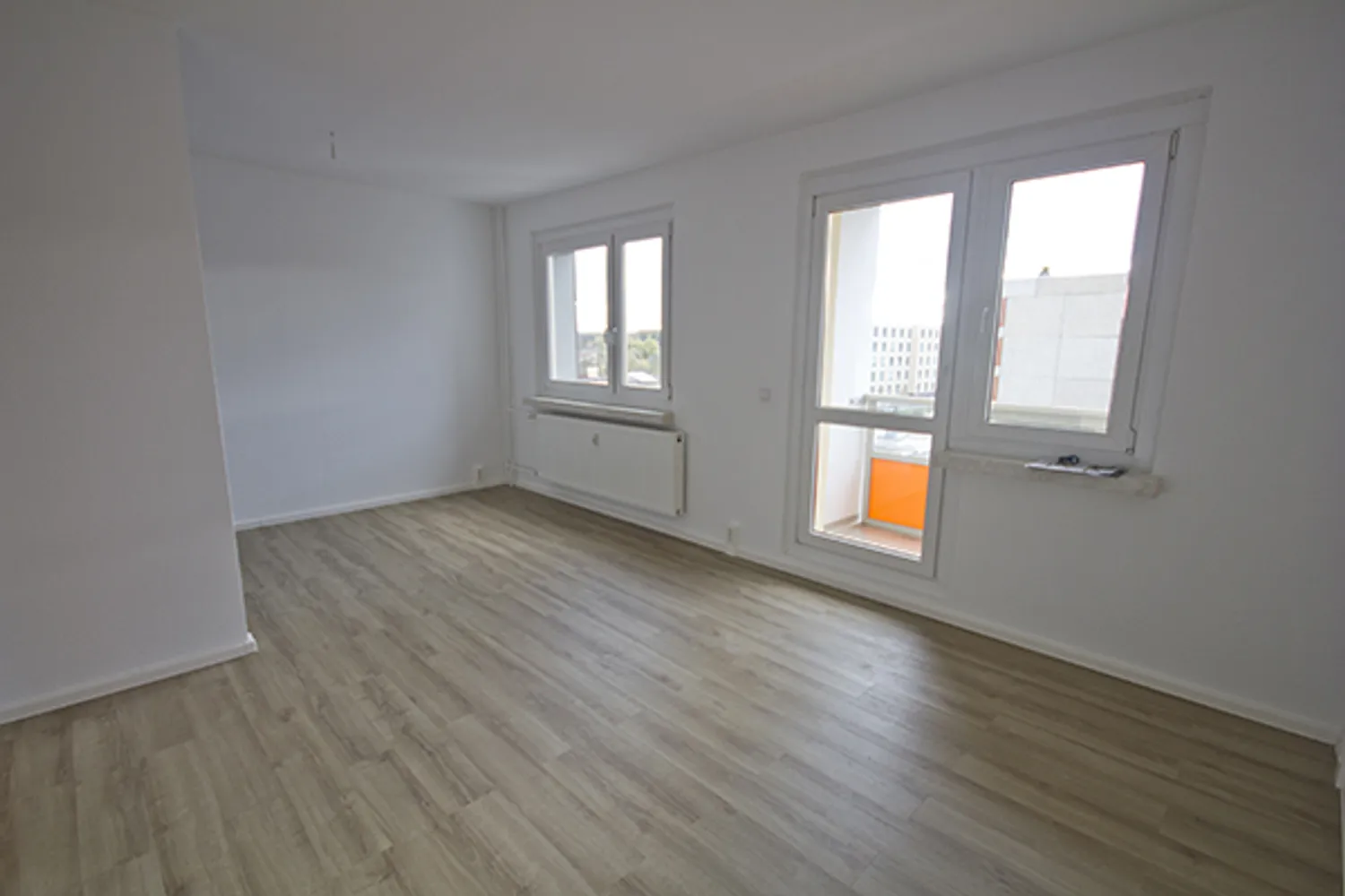 2 Zimmer Wohnung mit 48 m² in Halle (Saale) – Bild 1