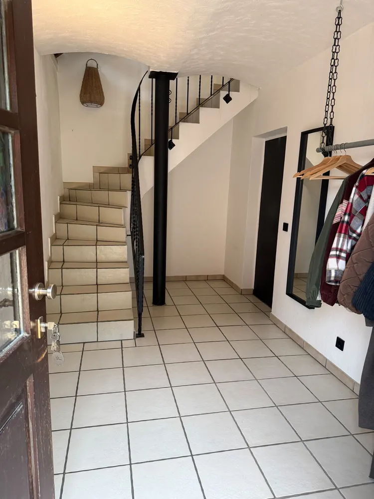3 Zimmer Wohnung mit 85 m² in Mönchengladbach – Bild 2
