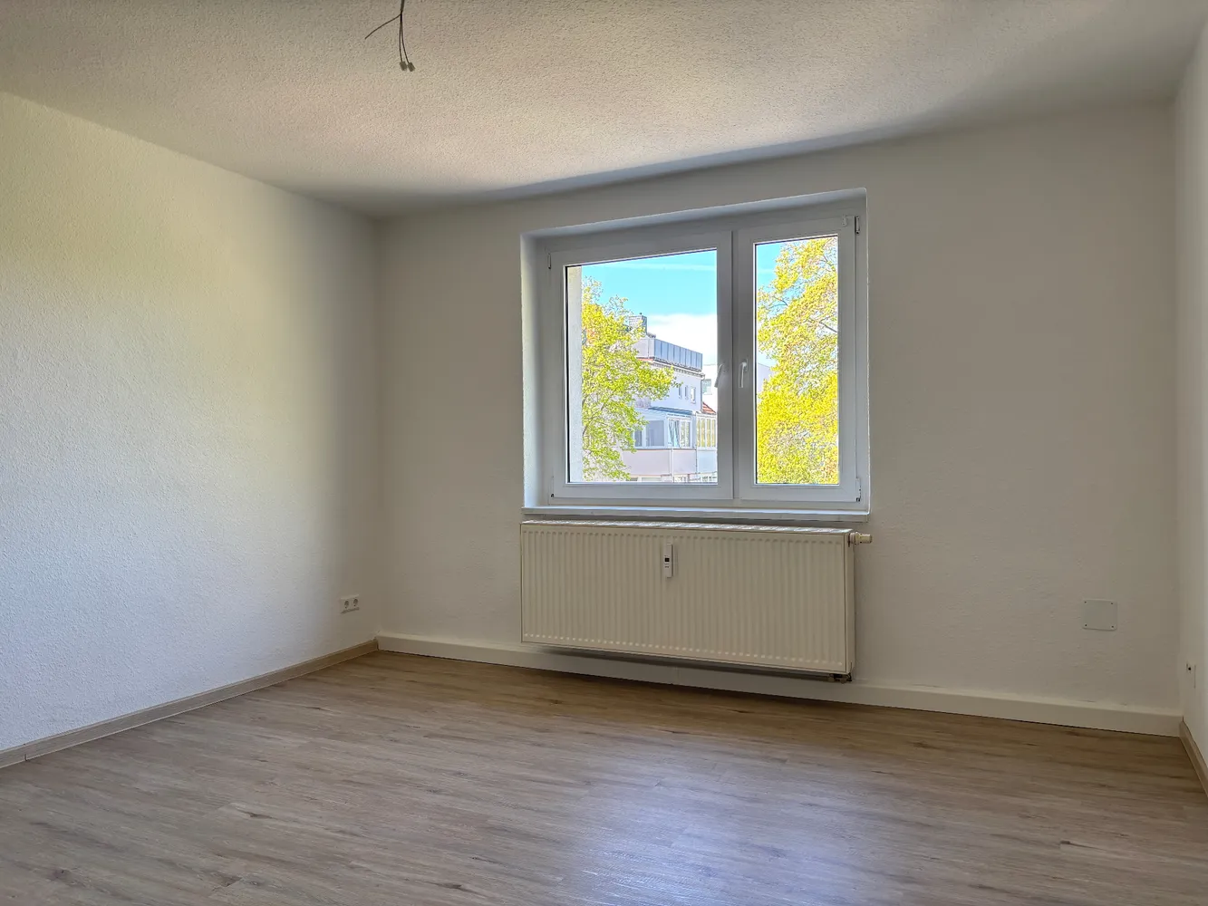 4 Zimmer Wohnung mit 69 m² in Cottbus – Bild 1