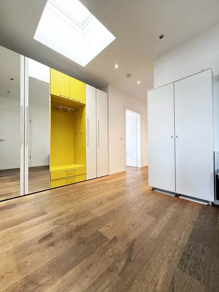 6 Zimmer Wohnung mit 423 m² in Oberursel (Taunus) – Bild 2