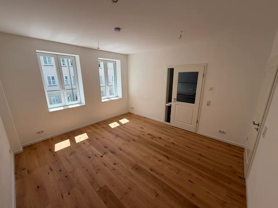 5 Zimmer Wohnung mit 124 m² in Freiberg – Bild 2