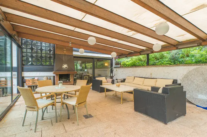 8 Zimmer Haus mit 393 m² in Stuttgart – Bild 10