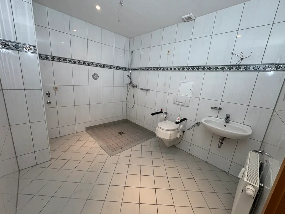 2 Zimmer Wohnung mit 60 m² in Gera – Bild 8