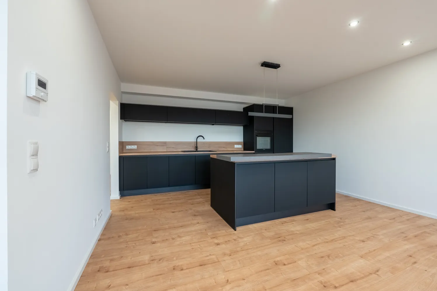 4 Zimmer Wohnung mit 125 m² in Neuwied – Bild 2