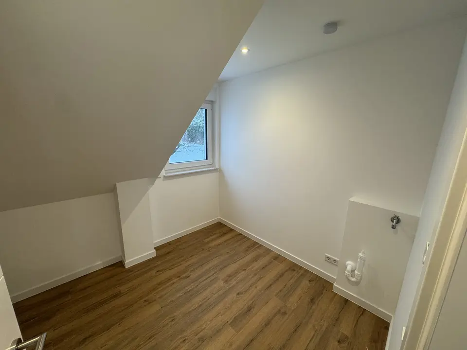 3 Zimmer Wohnung mit 103 m² in Lübeck – Bild 2