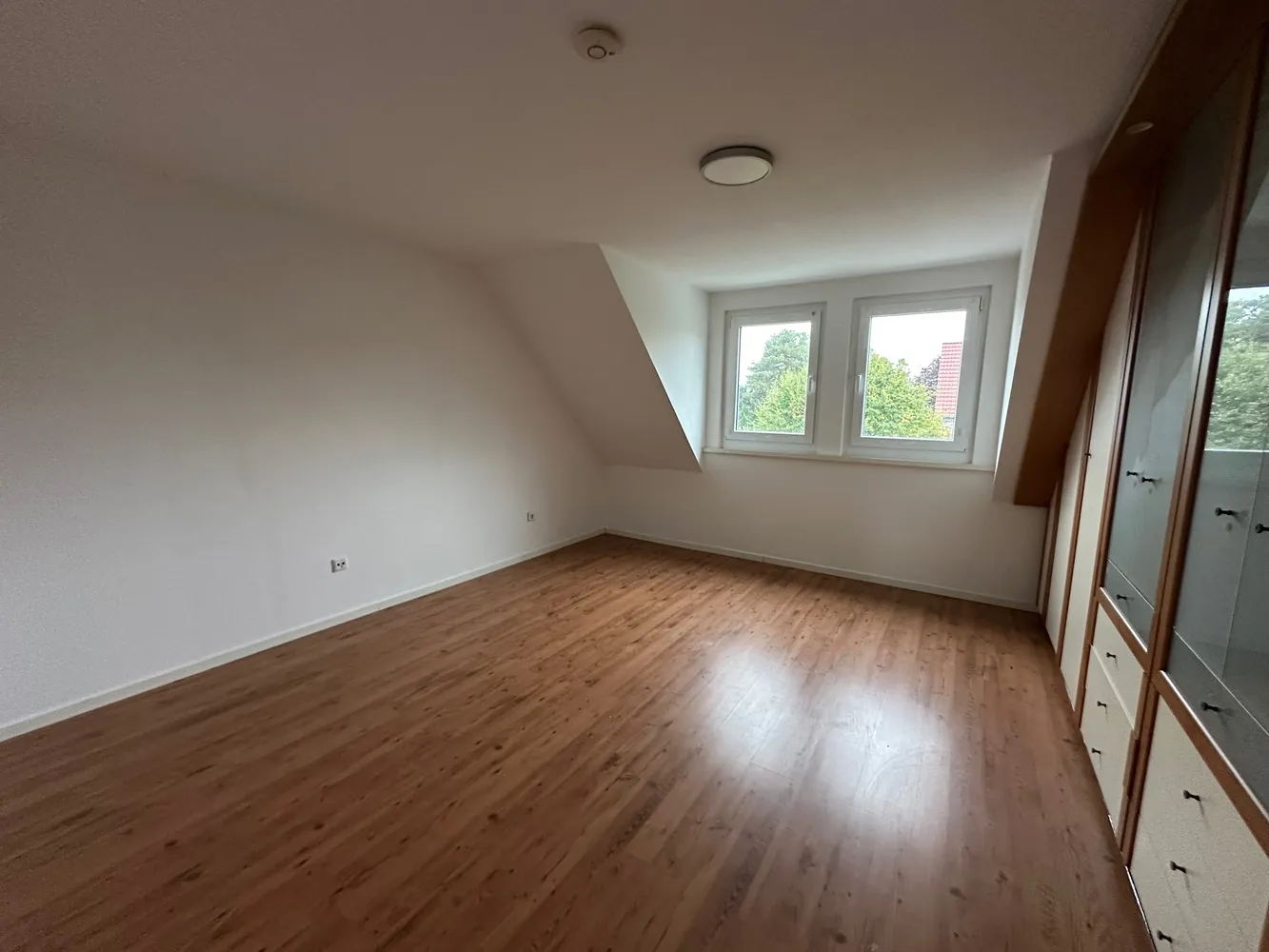 4 Zimmer Wohnung mit 127 m² in Leverkusen – Bild 7