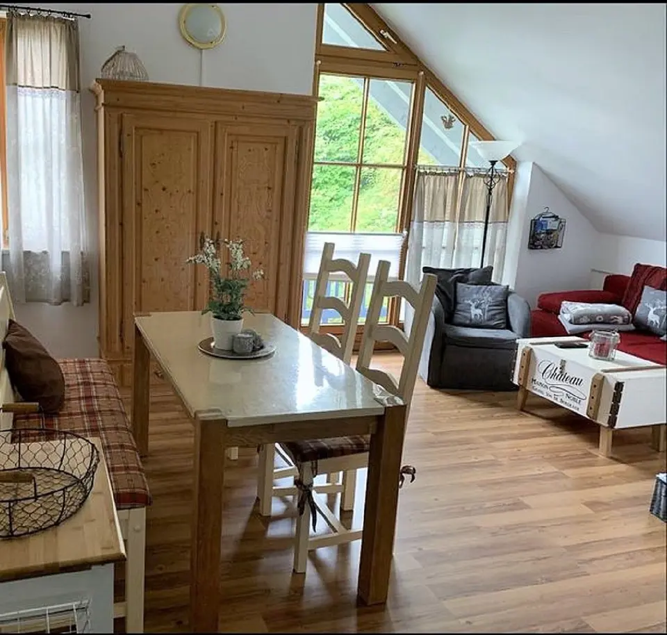 WG-Zimmer mit 100 m² in Garmisch-Partenkirchen – Bild 1