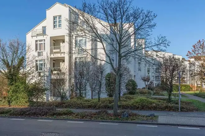 4 Zimmer Wohnung mit 105 m² in Bonn – Bild 2