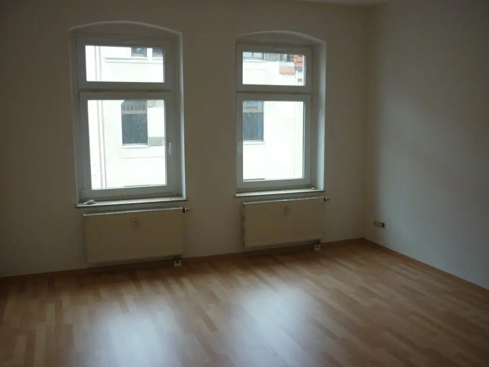 4 Zimmer Wohnung mit 117 m² in Zwickau – Bild 2