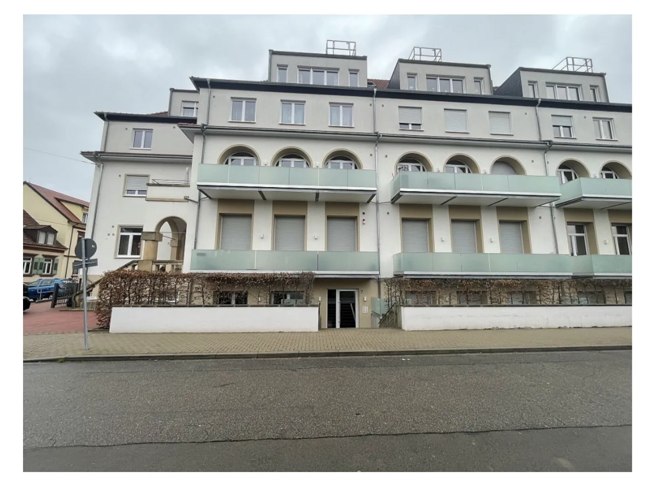4 Zimmer Wohnung mit 167 m² in Speyer – Bild 2