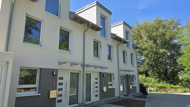 5 Zimmer Haus mit 141 m² in Norderstedt – Bild 2