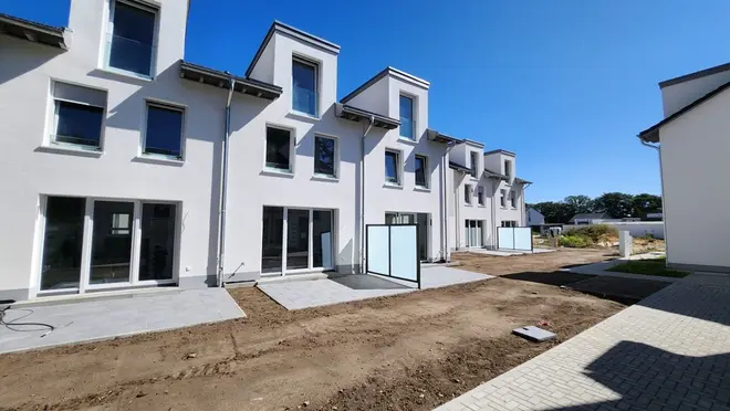 5 Zimmer Haus mit 141 m² in Norderstedt – Bild 4