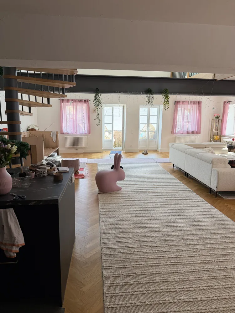 5 Zimmer Wohnung mit 254 m² in Augsburg – Bild 1