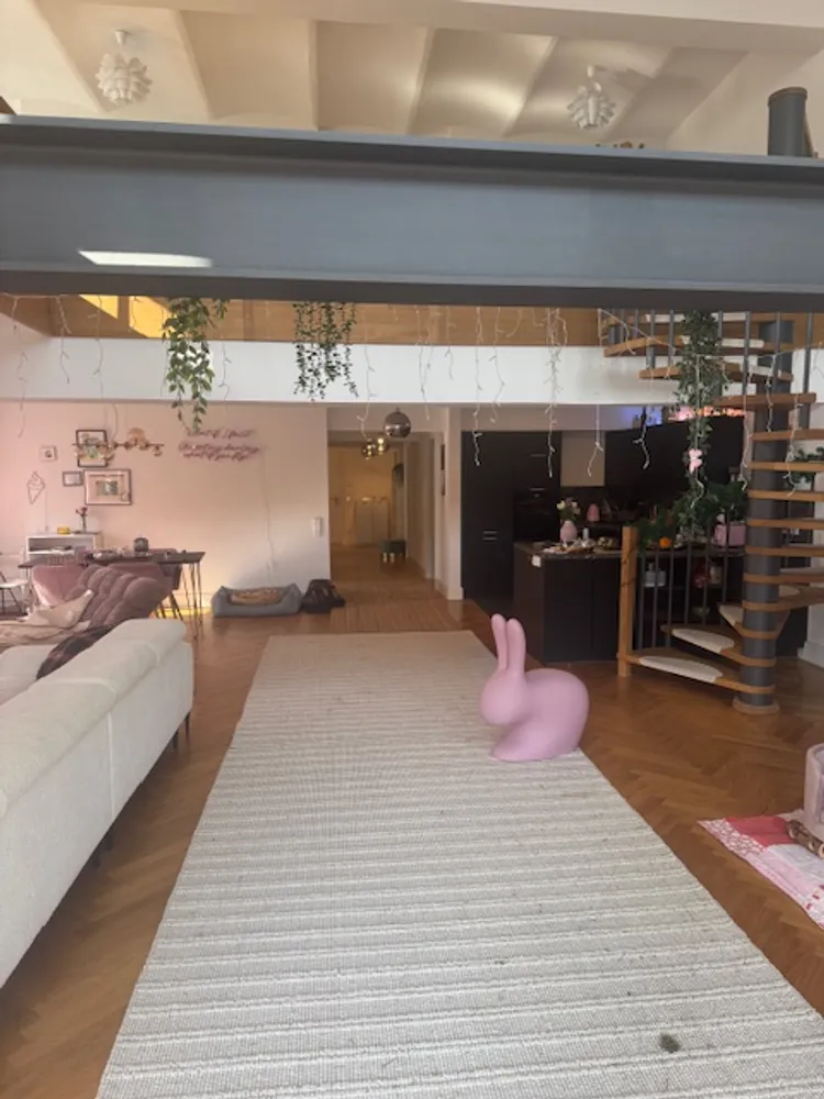 5 Zimmer Wohnung mit 254 m² in Augsburg – Bild 2