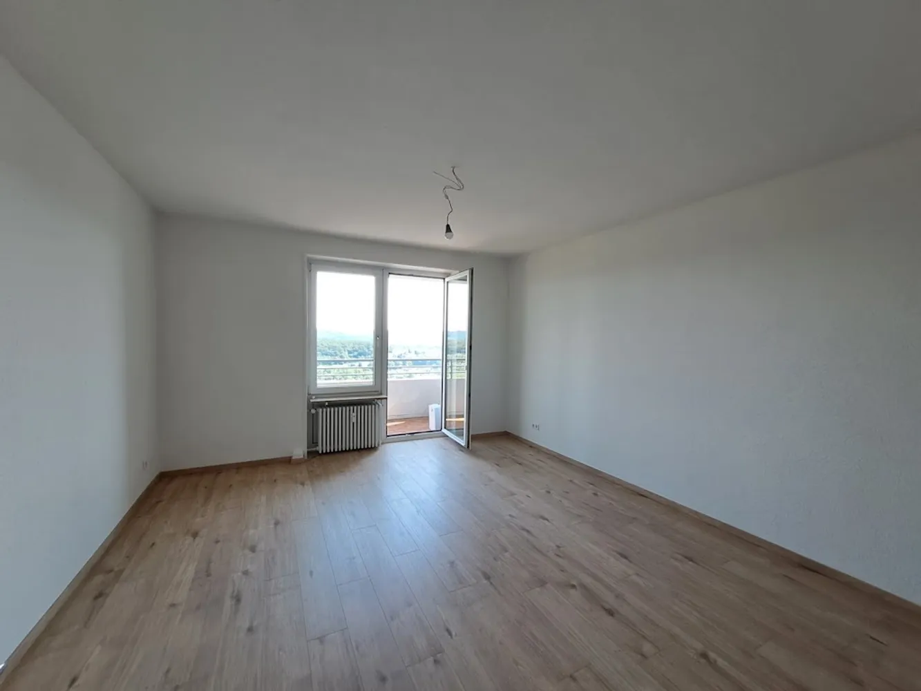 2 Zimmer Wohnung mit 65 m² in Wuppertal – Bild 2
