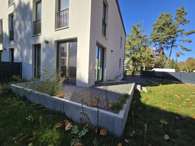 5 Zimmer Haus mit 180 m² in Berlin – Bild 2