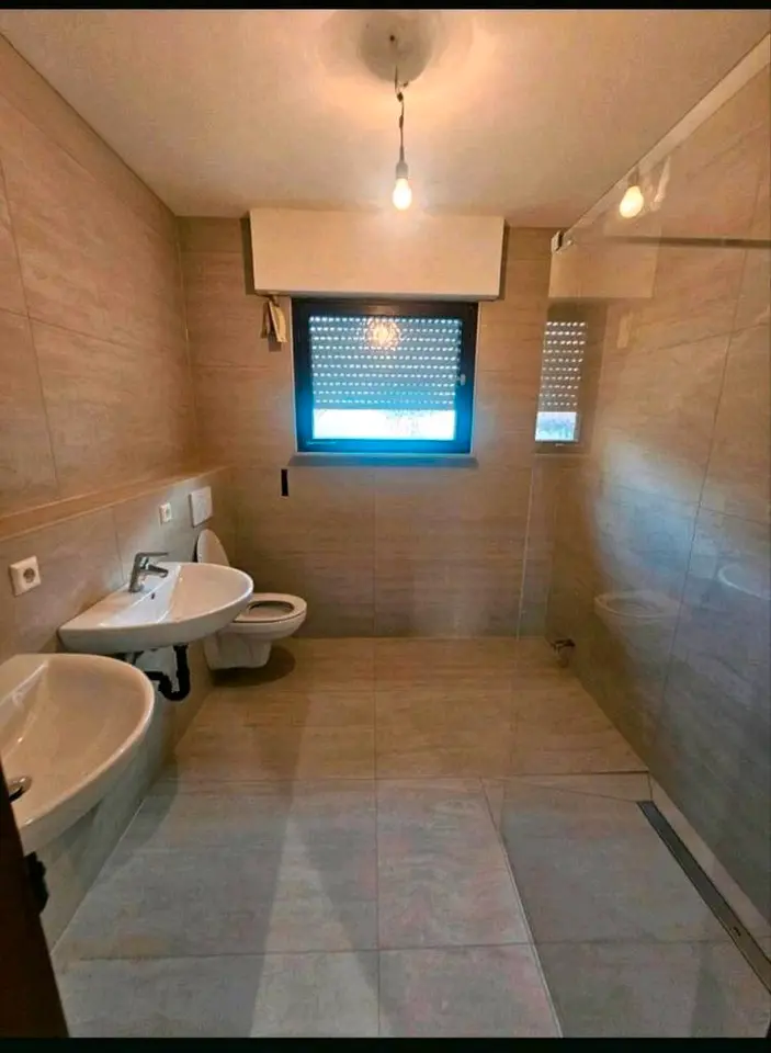 5 Zimmer Wohnung mit 160 m² in Reutlingen – Bild 2
