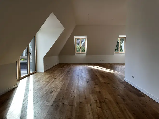 4 Zimmer Wohnung mit 181 m² in Kiel – Bild 2