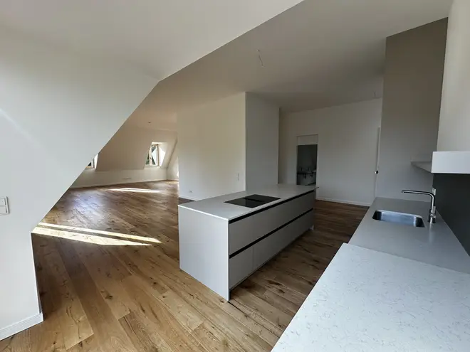 4 Zimmer Wohnung mit 181 m² in Kiel – Bild 4