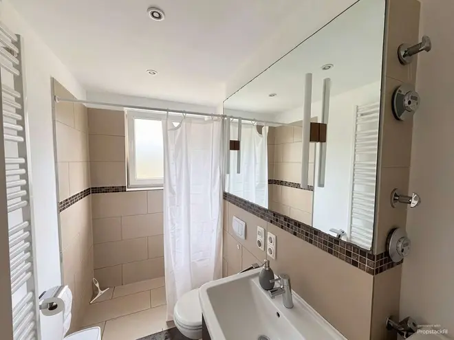 3 Zimmer Wohnung mit 70 m² in Hamburg – Bild 3