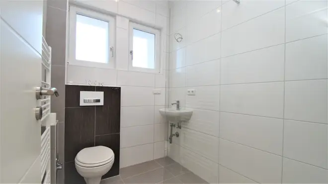 8 Zimmer Haus mit 200 m² in Wiesbaden – Bild 4