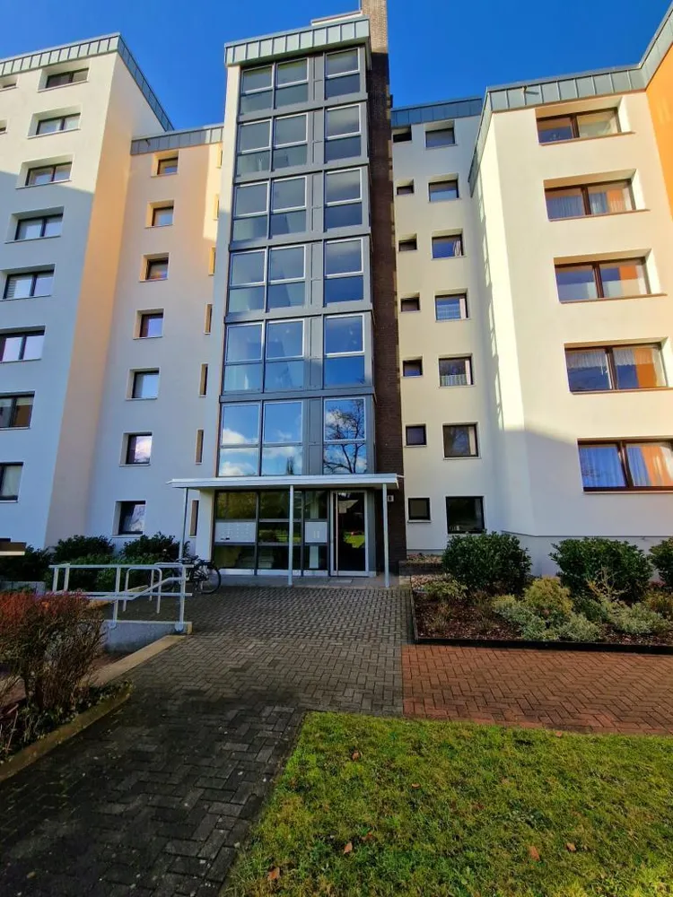 4 Zimmer Wohnung mit 92 m² in Celle – Bild 1