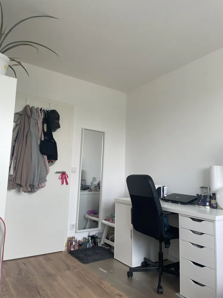 4 Zimmer Wohnung mit 12 m² in Frankfurt am Main – Bild 3