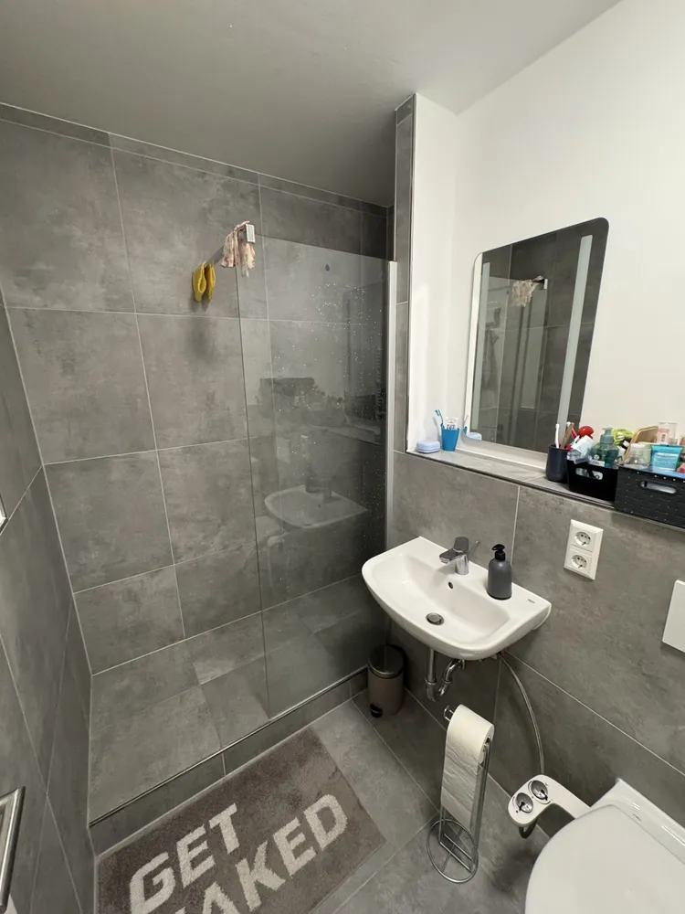 4 Zimmer Wohnung mit 12 m² in Frankfurt am Main – Bild 8