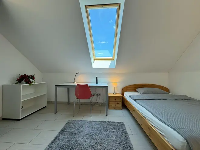 WG-Zimmer mit 18 m² in Karlsruhe – Bild 2
