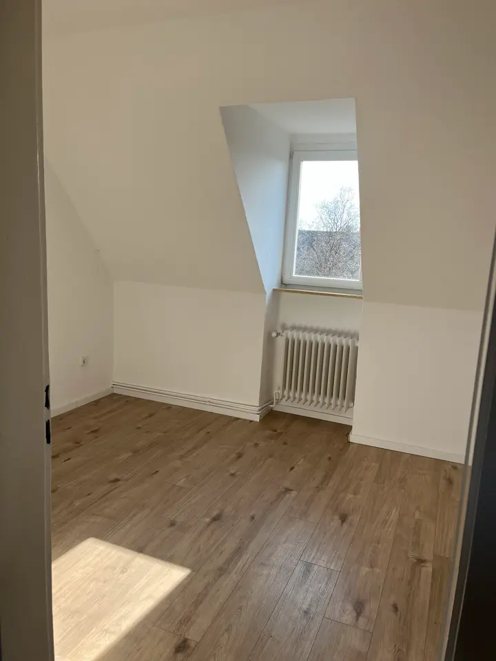 3 Zimmer Wohnung mit 57 m² in Wilhelmshaven – Bild 2