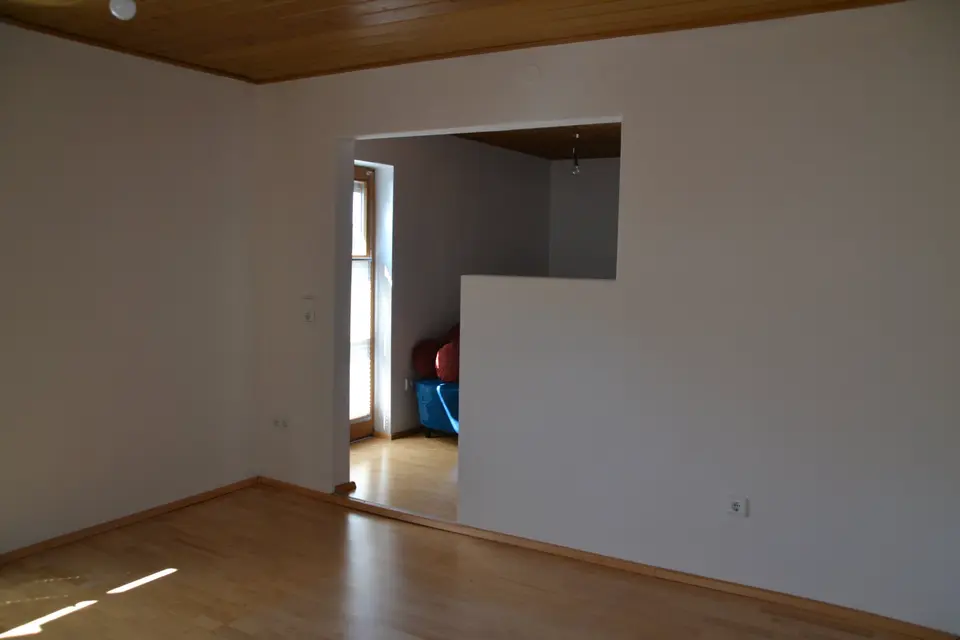 5 Zimmer Haus mit 100 m² in Landshut – Bild 1