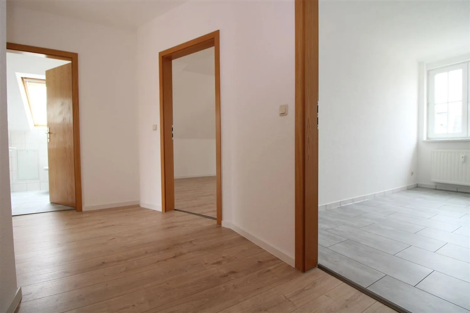 2 Zimmer Wohnung mit 55 m² in Plauen – Bild 2