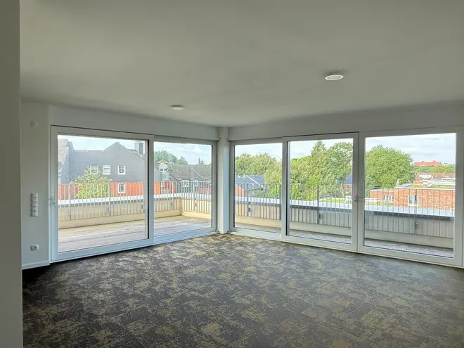 3 Zimmer Wohnung mit 117 m² in Hamburg – Bild 2