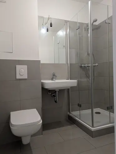 2 Zimmer Wohnung mit 61 m² in Berlin – Bild 8