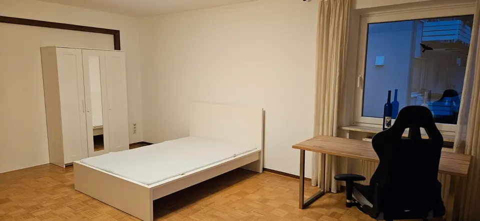 WG-Zimmer mit 140 m² in Norderstedt – Bild 3