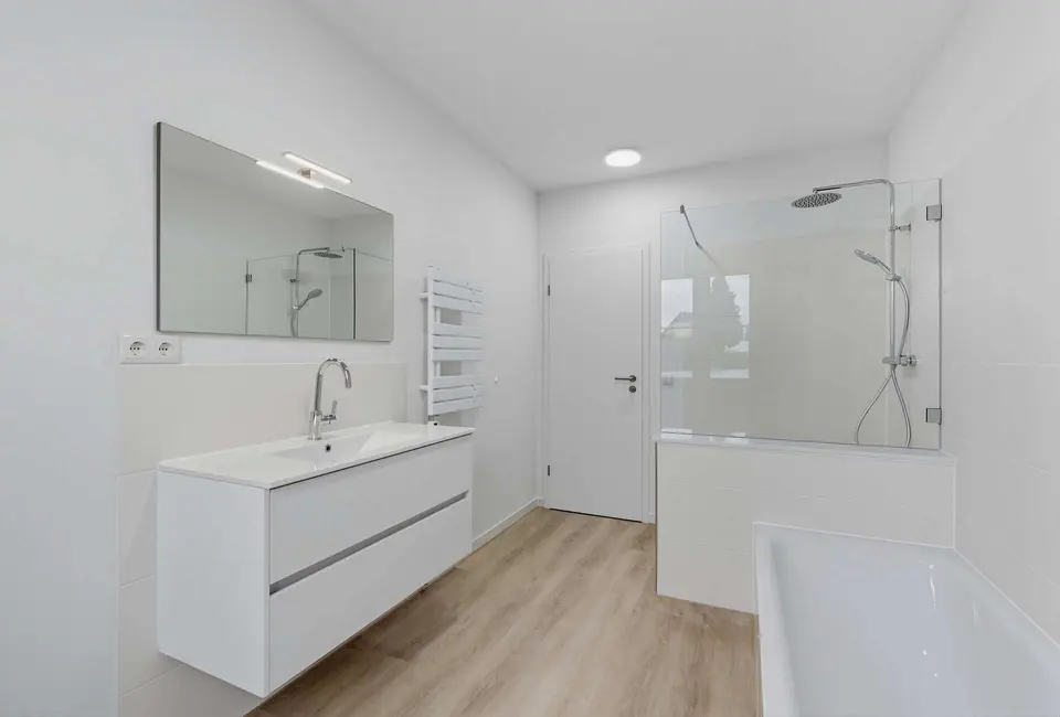 4 Zimmer Wohnung mit 109 m² in Dresden – Bild 4