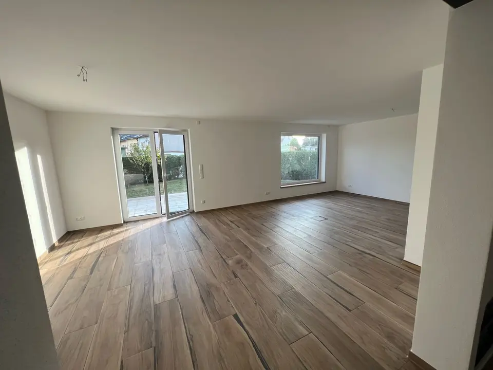 4 Zimmer Wohnung mit 143 m² in Augsburg – Bild 1