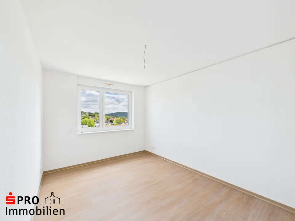 4 Zimmer Wohnung mit 128 m² in Saarbrücken – Bild 2